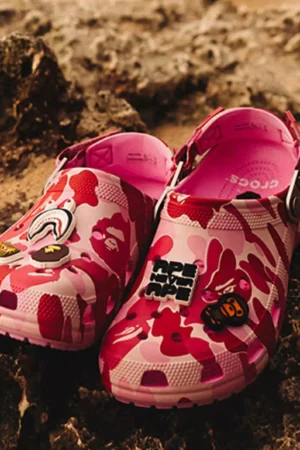 Classic “Carnation” Clogs – For Bape Bathing APE Fans