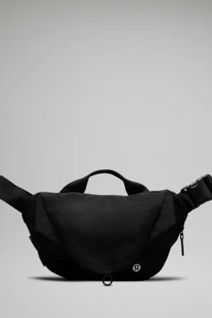 Lululemon Fans -Curved Crossbody Bag 3L – Compact Everyday Carry